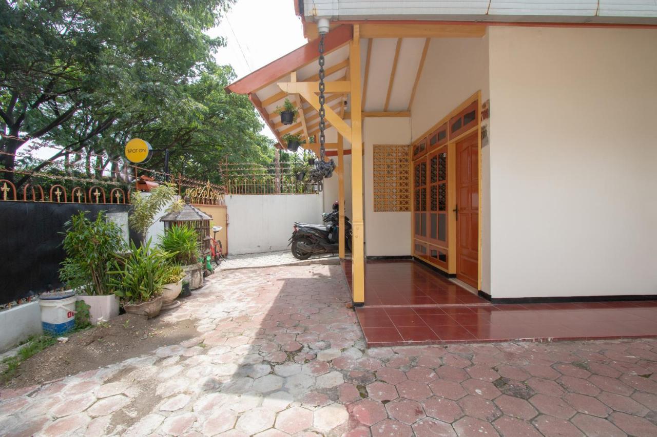 Spot On 3218 Bee Palm Family Syariah Hotel Malang Luaran gambar