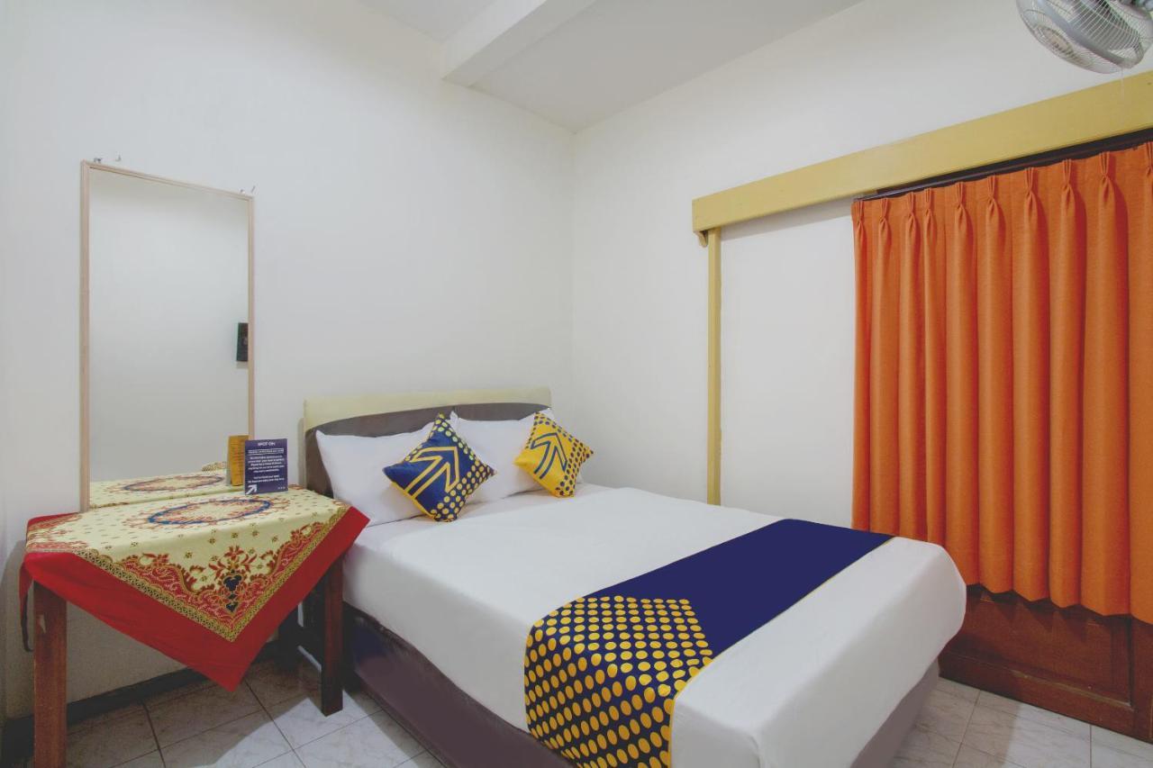 Spot On 3218 Bee Palm Family Syariah Hotel Malang Luaran gambar
