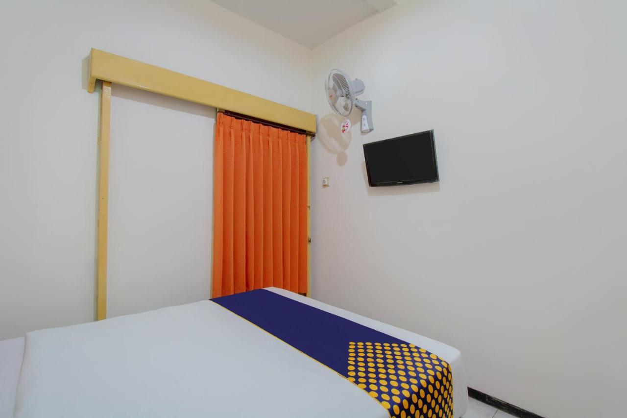 Spot On 3218 Bee Palm Family Syariah Hotel Malang Luaran gambar